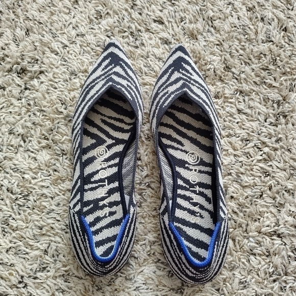 Rothy's zebra animal print pointy toe comfort flat shoes sz 7 - Picture 6 of 7
